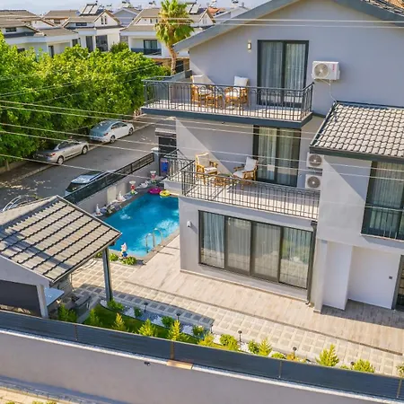 Moonlight Villa